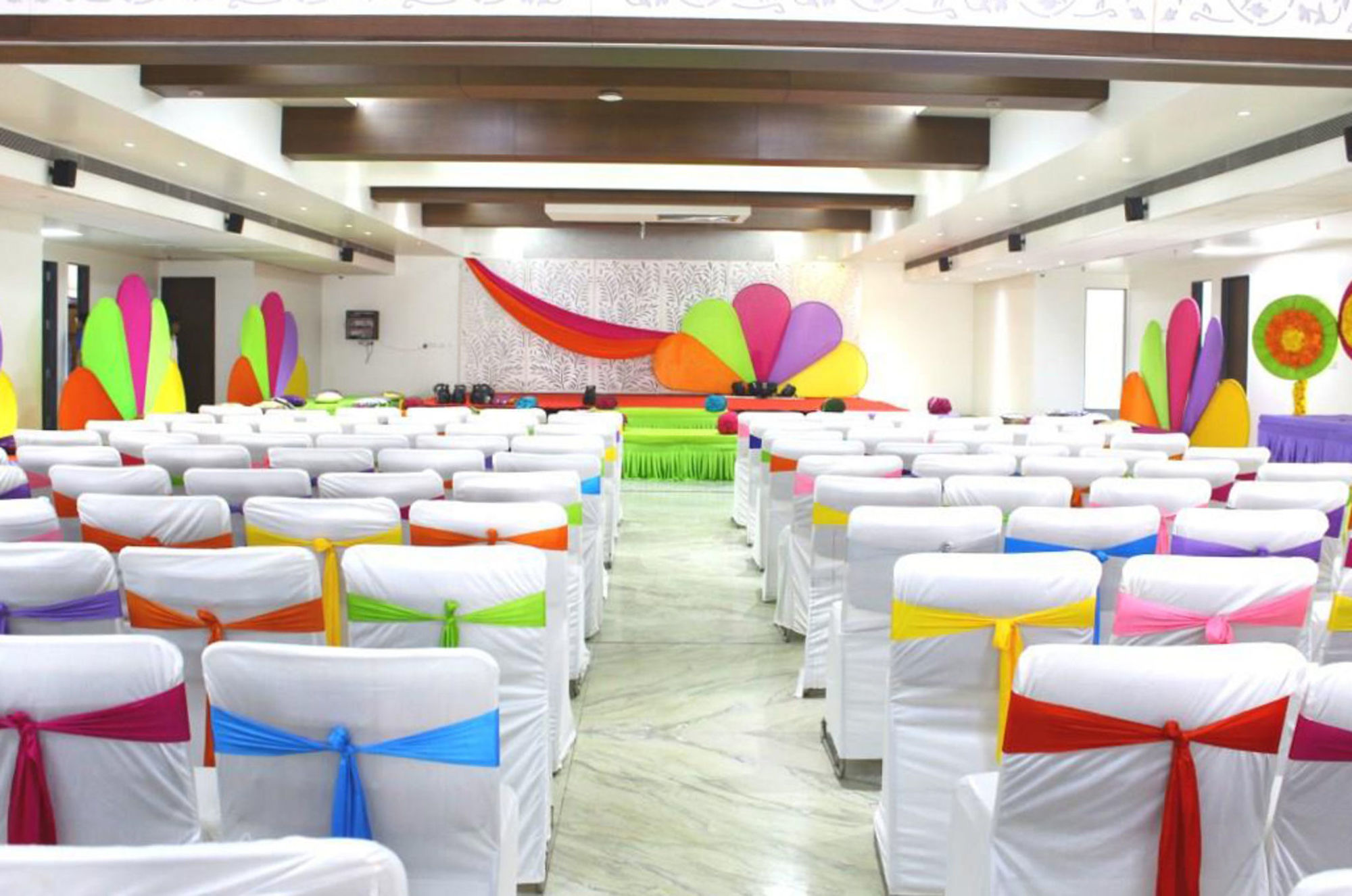 Comfort Inn Donil Vadodara Facilidades foto